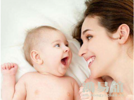 “成龙成凤”的三种小孩痣